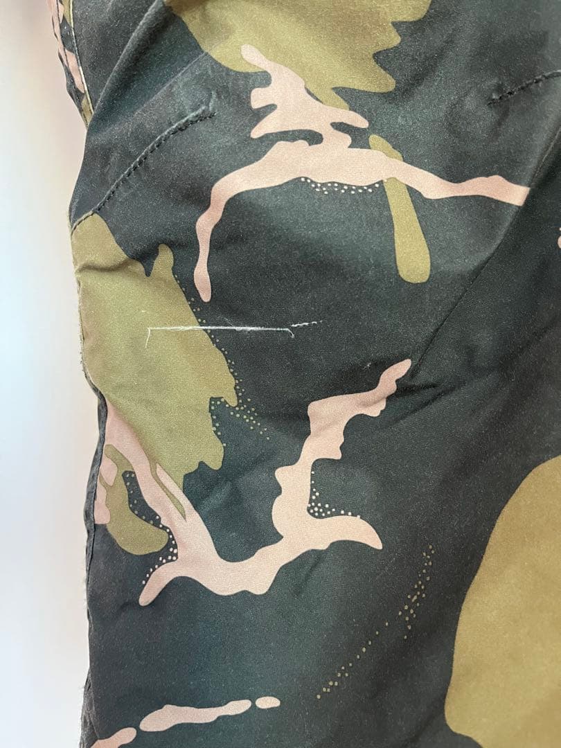 Burton 子供用 スノーボードウェア 上下セット XS （グローブ付き）