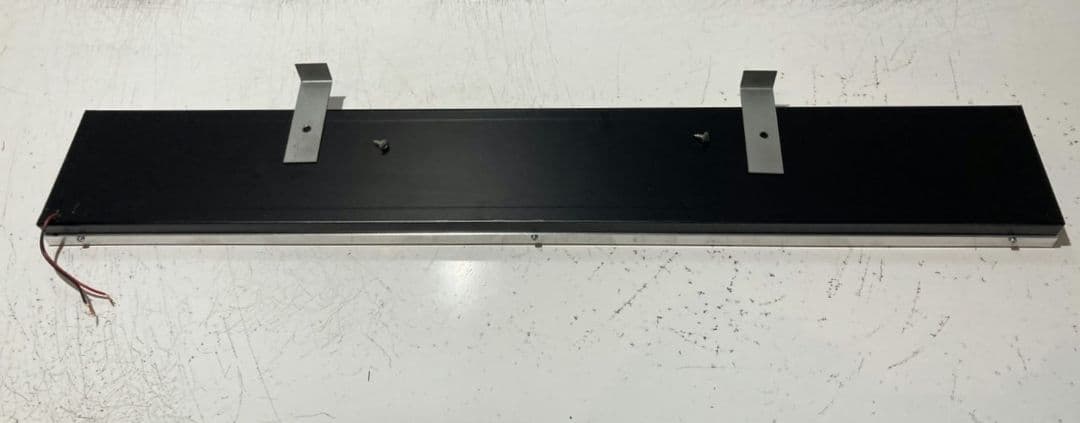 ワンマンアンドン786カーテンレール挟み込み取り付け仕様