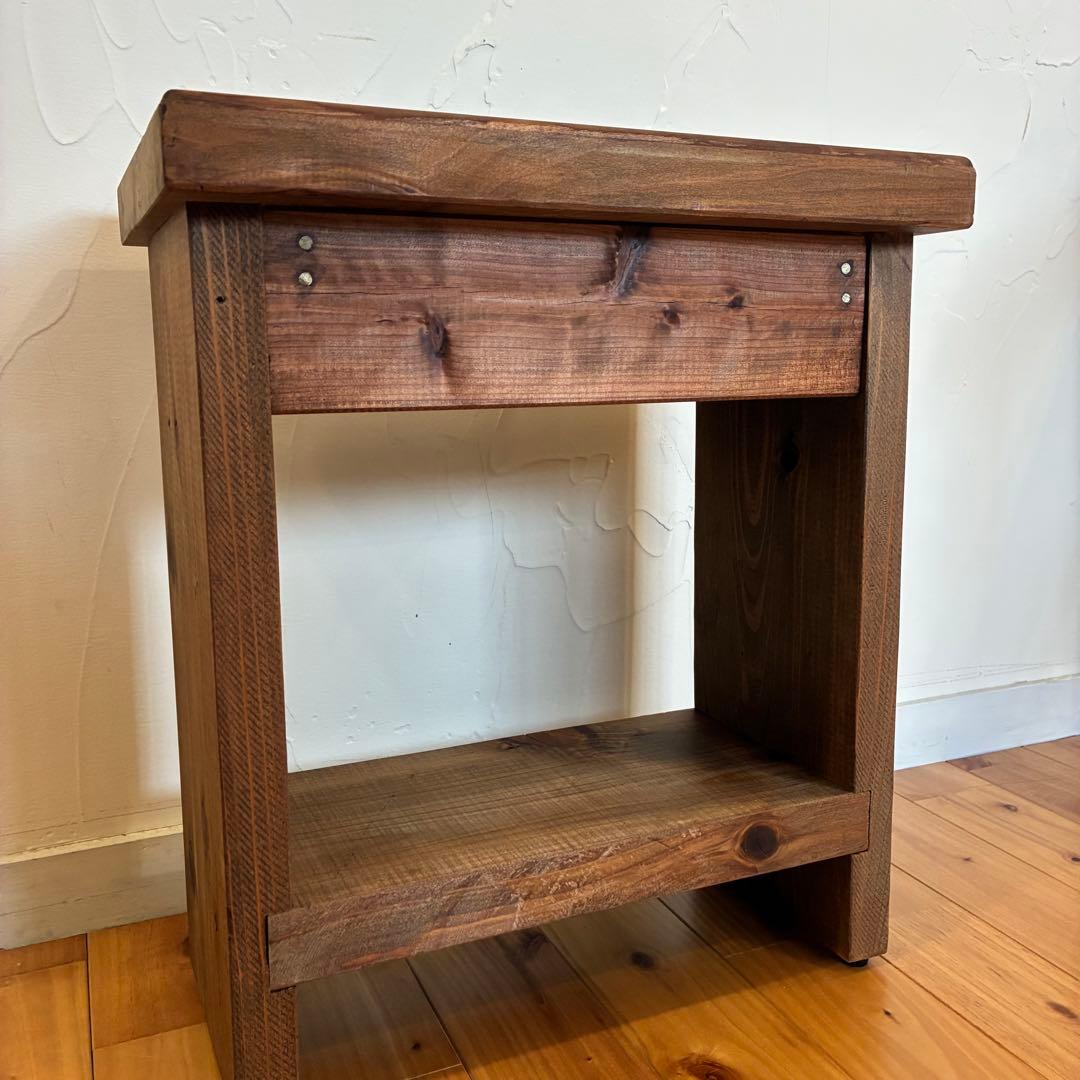 昭和レトロ調 無垢材 木製スツール｜花台・踏み台｜ヴィンテージネジ　ハンドメイド