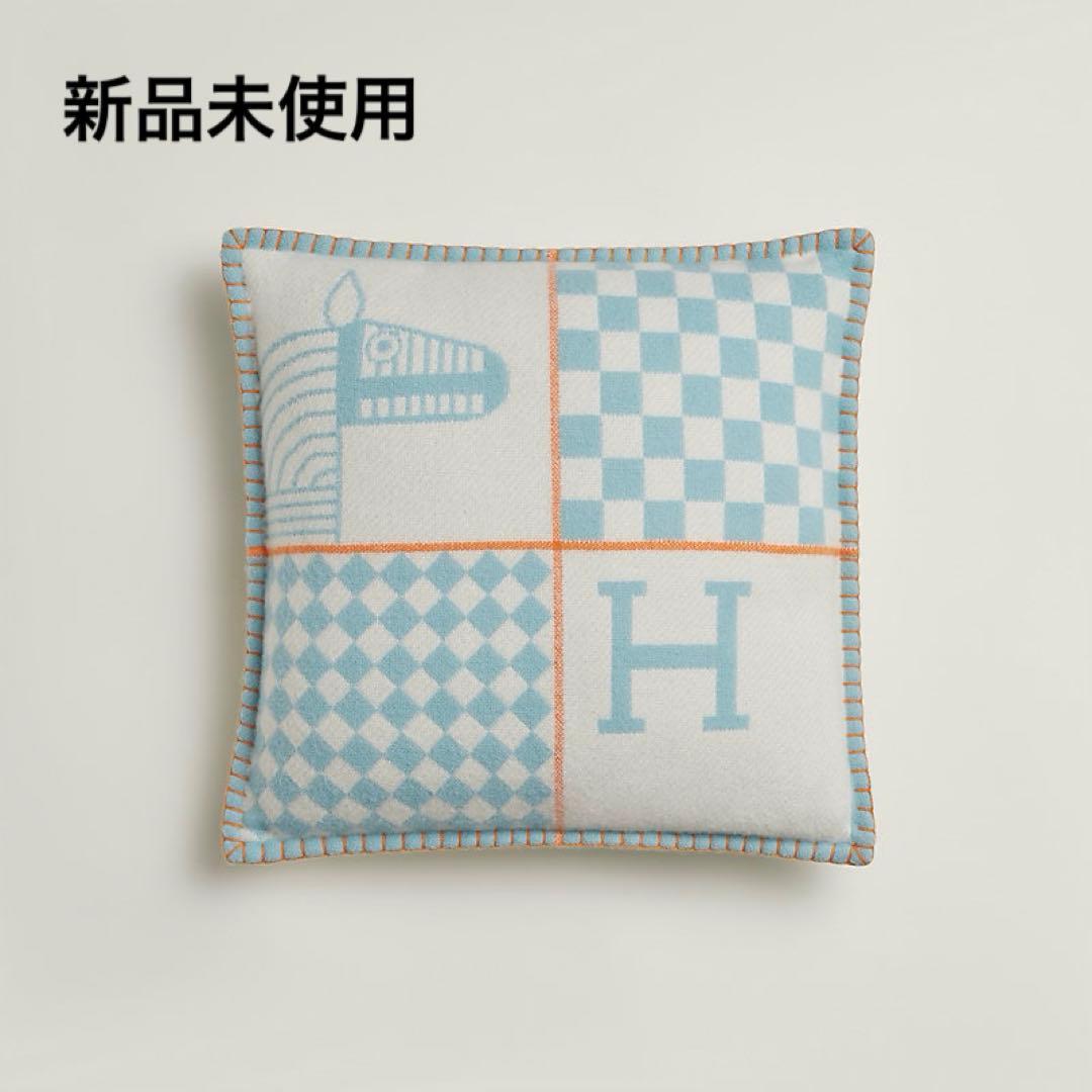 Hermes ベビー エルメス クッション アヴァロン・アニモー・ナッテ ブルー