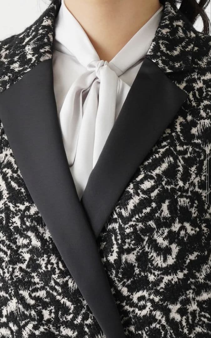 【新品】レリアンプラスハウス　ロングコート定価154,000円