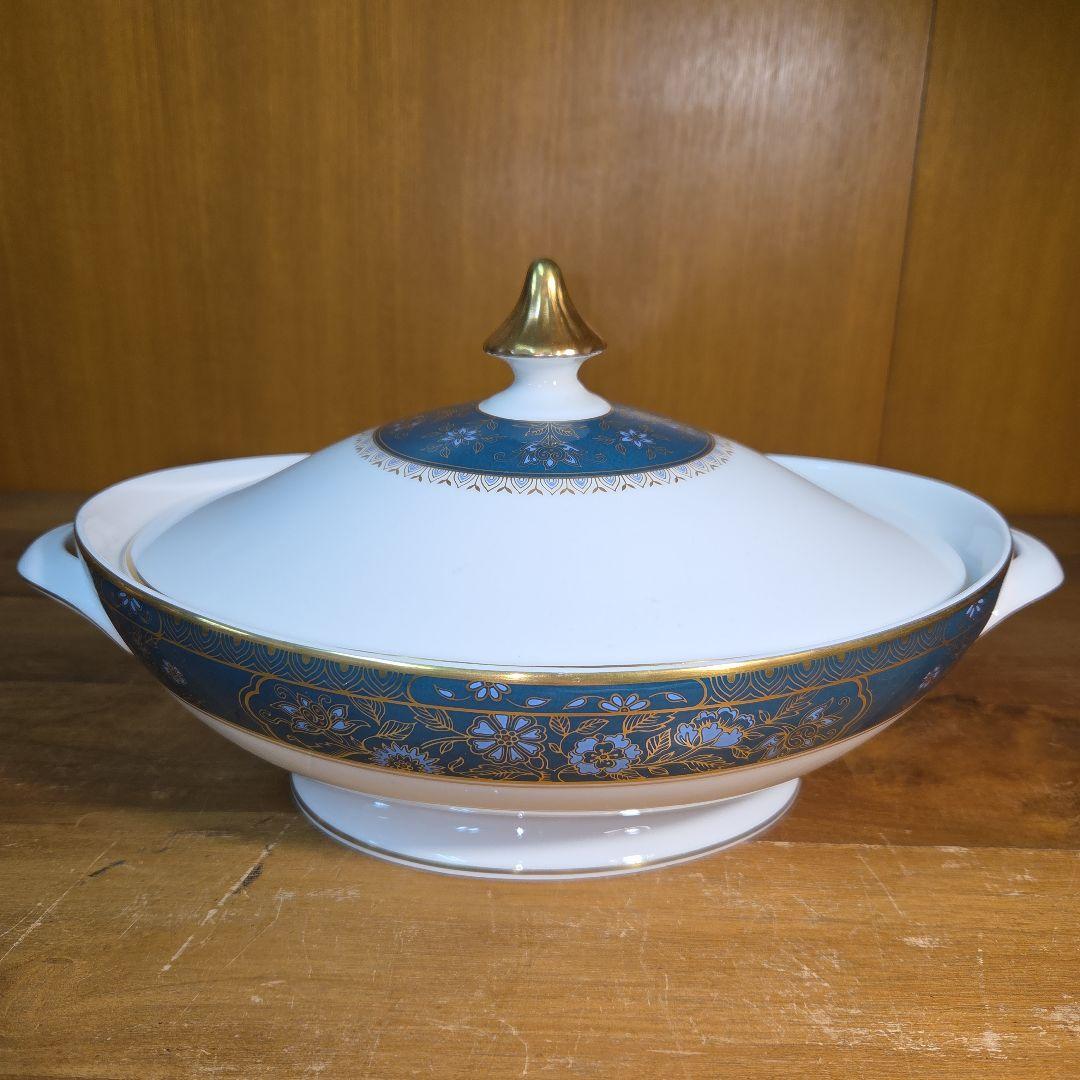   Carlyle オーバル カバー付きベジタブルボウル