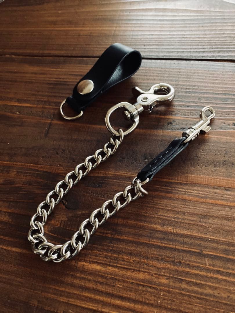 【ブルガロ】TM01-77ミドルトラッカーウォレット&鉄製チェーン付き