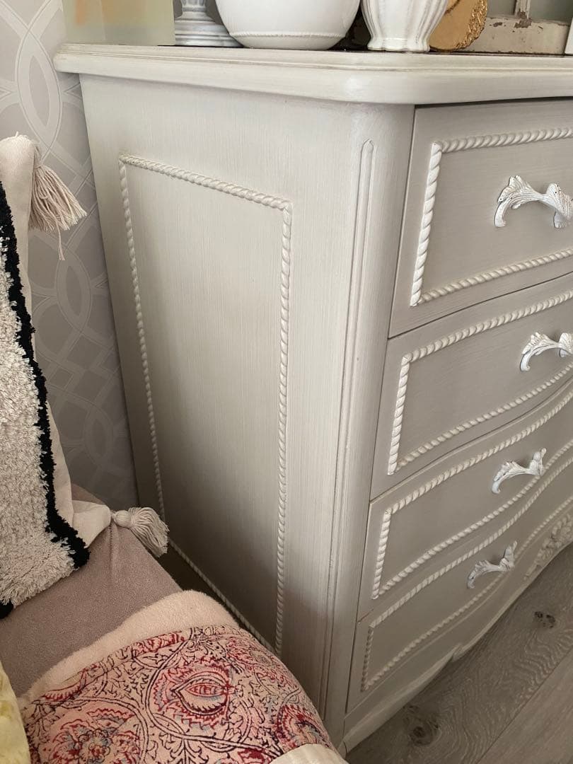 フランスアンティーク調チェスト