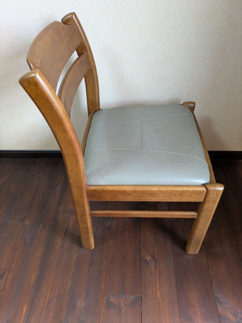 カリモク★ダイニングチェア★2脚セット★レトロモダン★送料無料　①②