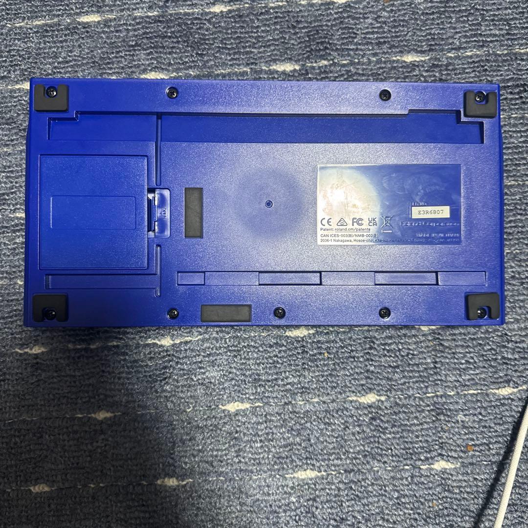 【値下げ中！】BOSS GT-1　　　　　　　純正アダプター、教科書付き