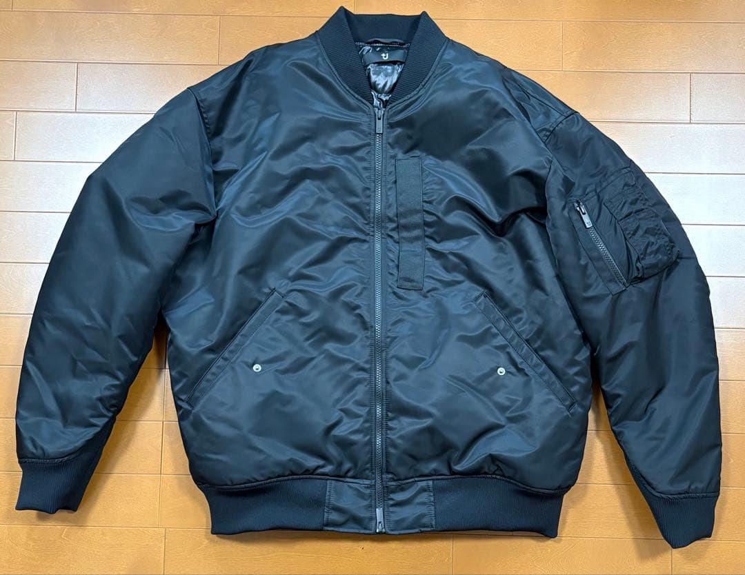 【美品】UNIQLO +J ハイブリッドダウンオーバーサイズMA-1 黒 XL