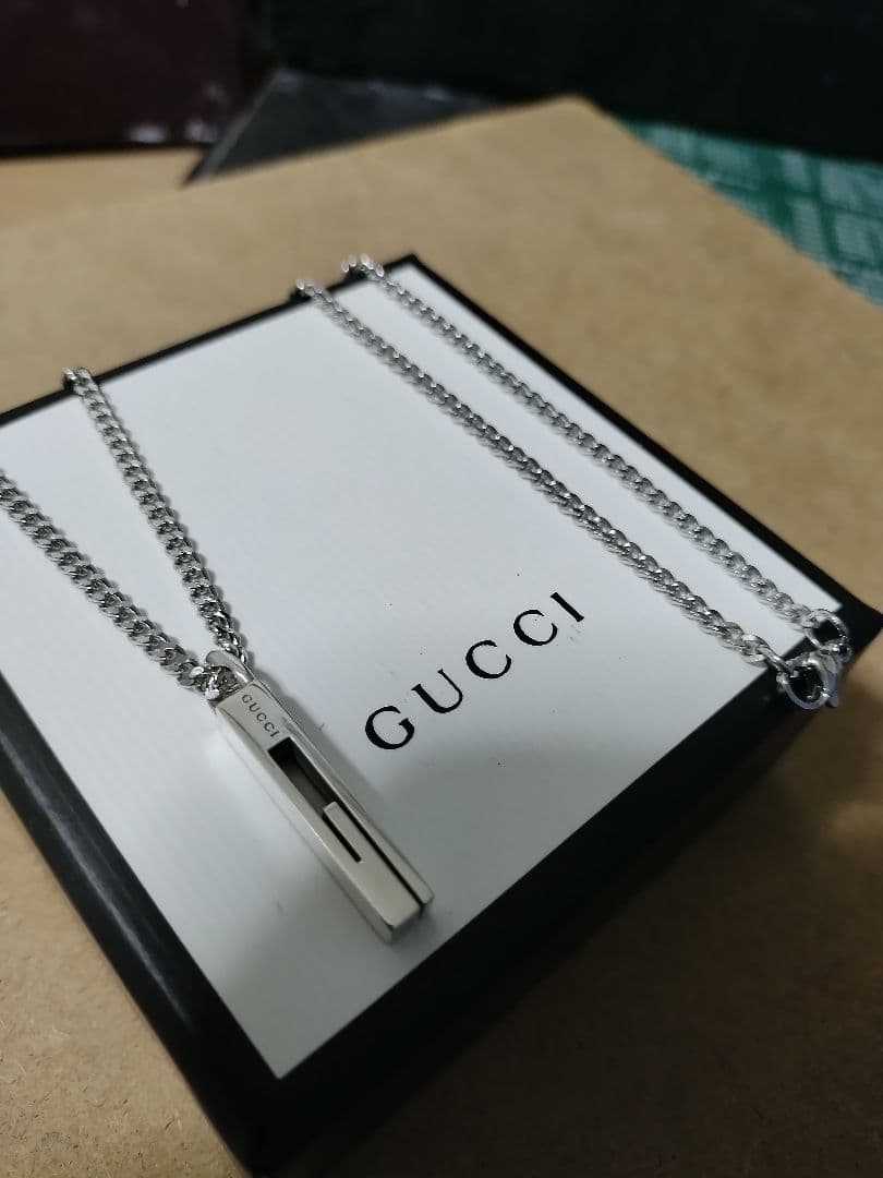 美品 GUCCI グッチ シルバー925 Gネックレス イタリア製 高級感あり