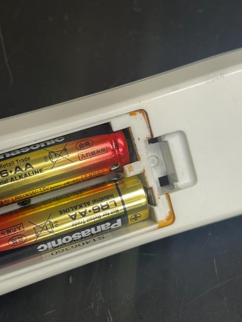 EPSON EB-1776W プロジェクター 184時間