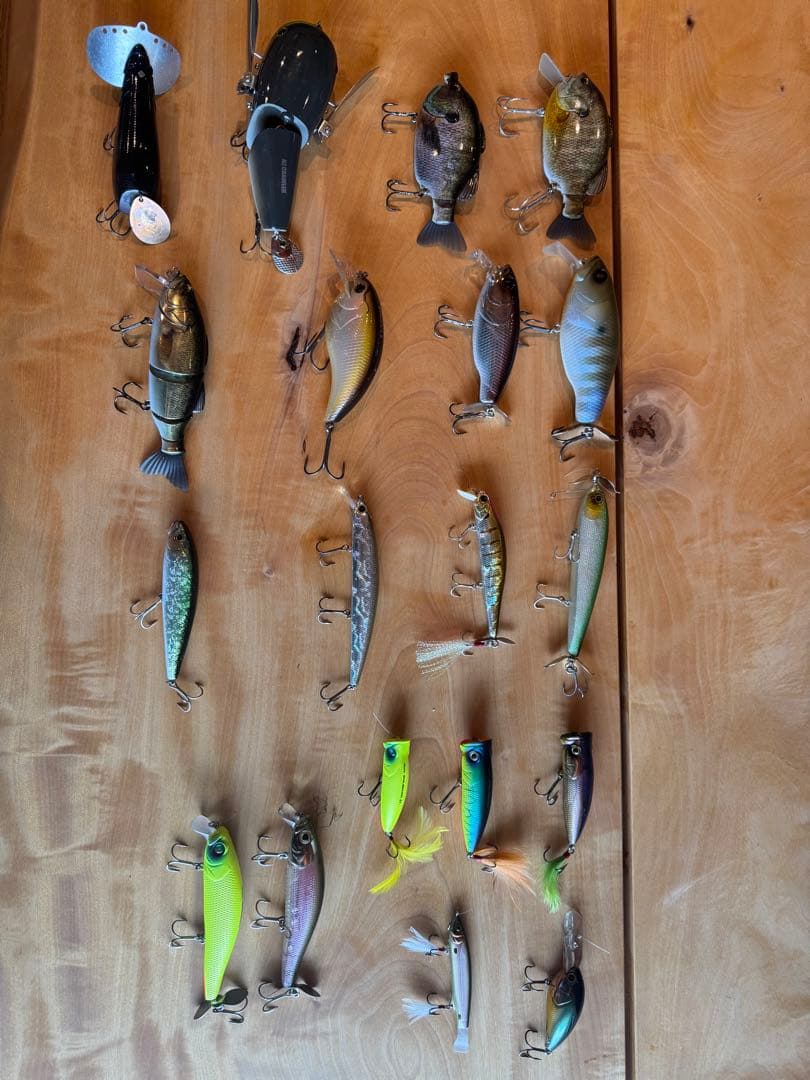 ルアーまとめ売り引退品 未使用品、限定ルアーあり タイニークラッシュ
