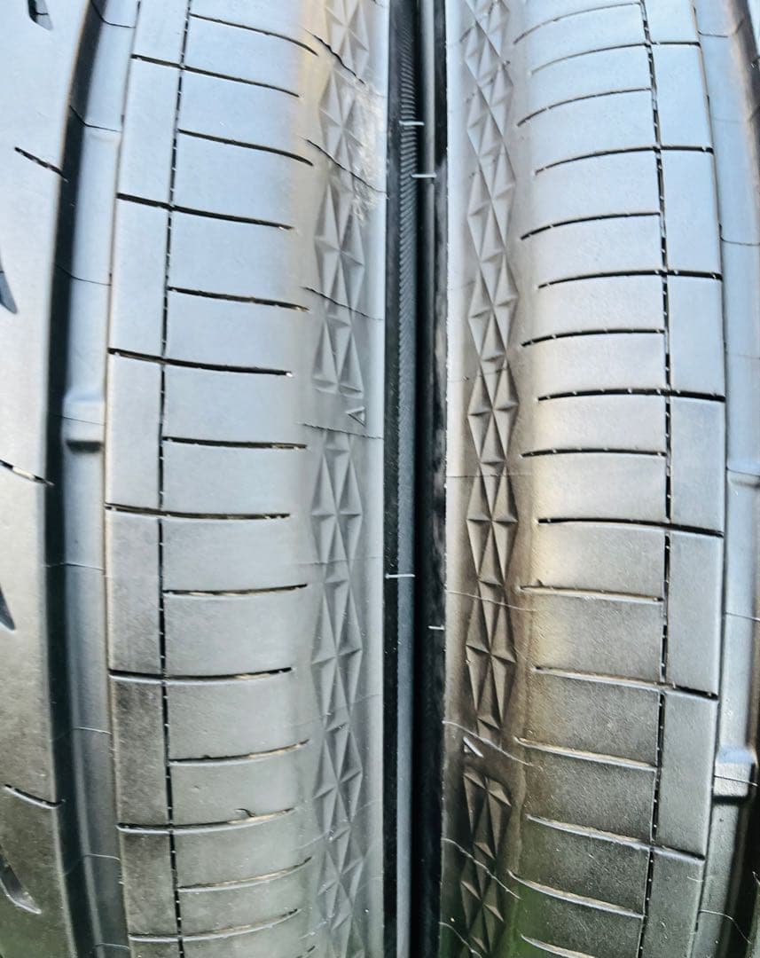 215/55 R16 BRIDGESTONE REGNOラジアルタイヤ2025年