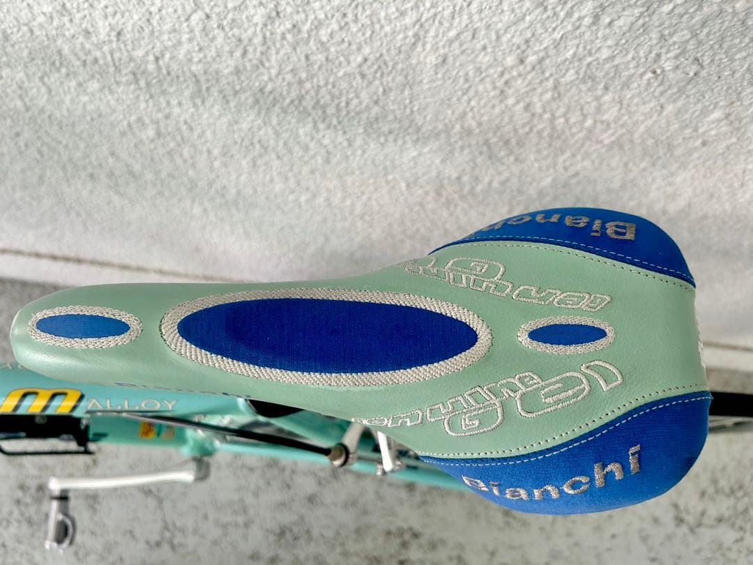 【ビアンキBianchi】90年代プロ用ヴィンテージサドル