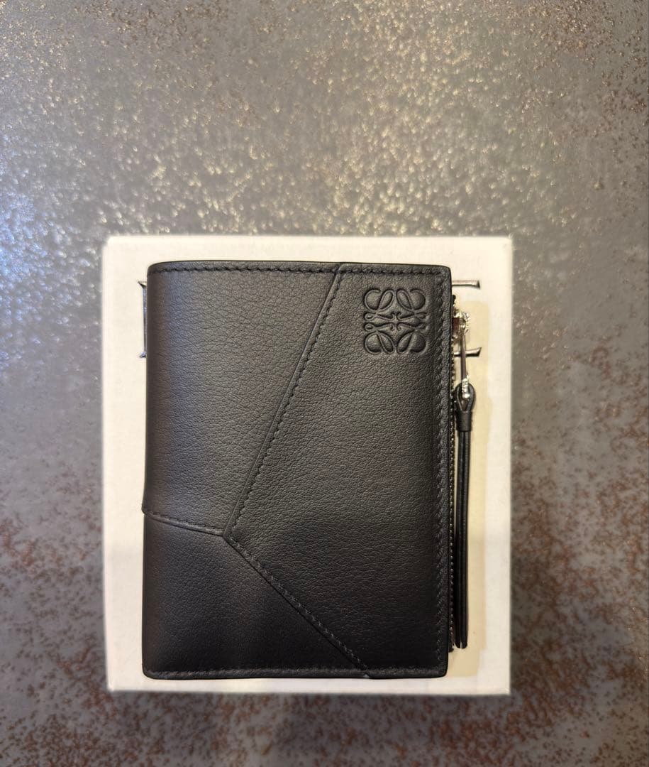 LOEWE パズルスリムコンパクトウォレット(クラシックカーフ)