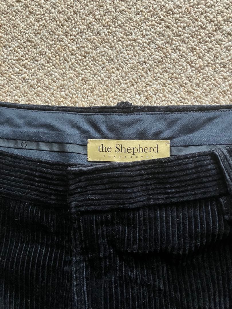 the Shepherd コーデュロイパンツ ブラック