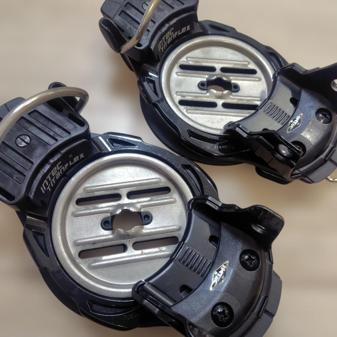 F2 Intec TitanFlex スノーボードバインディング 黒　アルペン