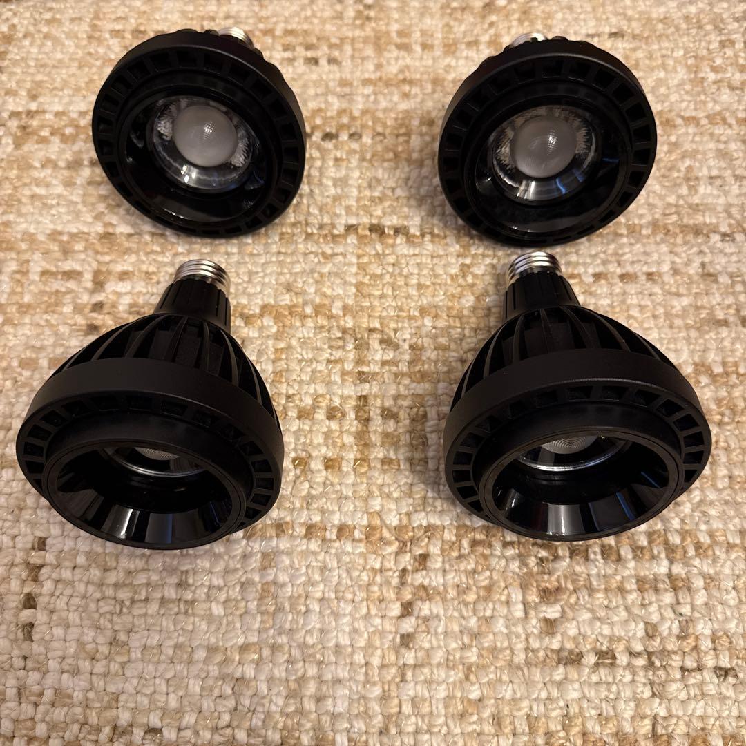 Light STAFF VA 調整可能 LED電球 4個セット