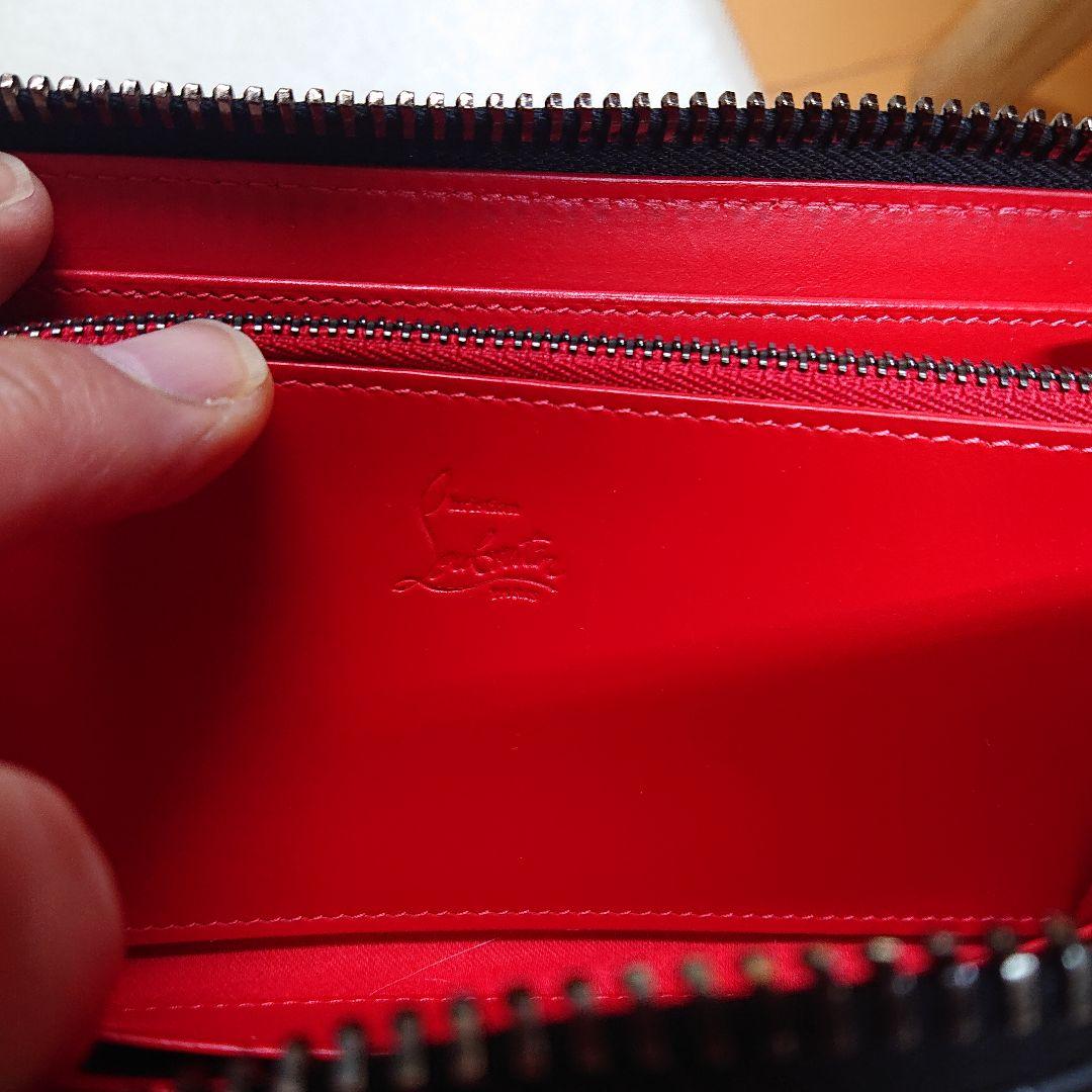 現行モデル クリスチャンルブタン パネトーネ スタッズ ラウンド 長財布