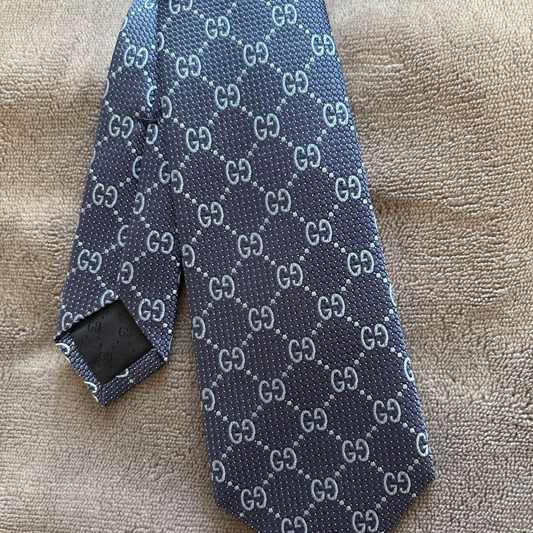 GUCCIグッチネクタイ【美品】