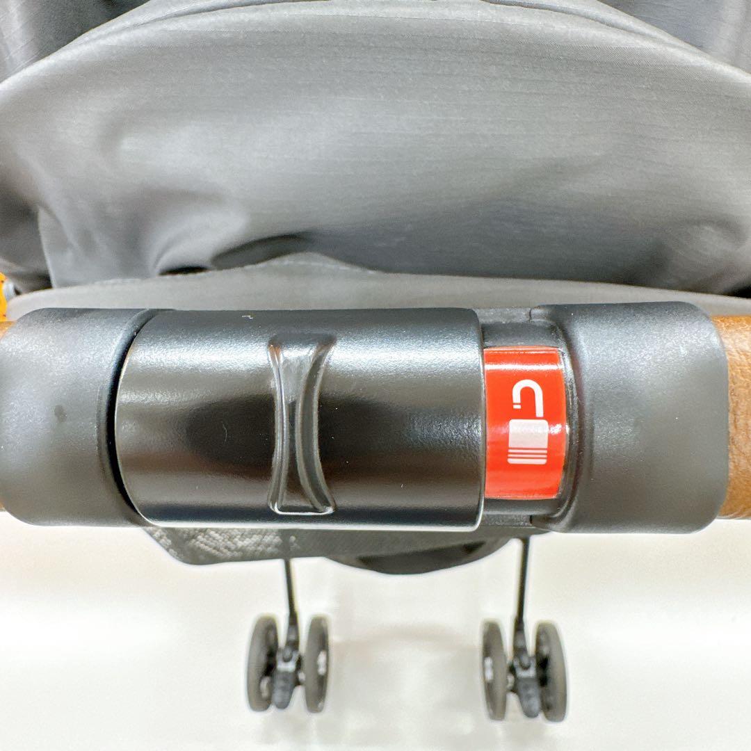 Aprica アップリカ　B型ベビーカー　マジカルエアー クッションAD グレー