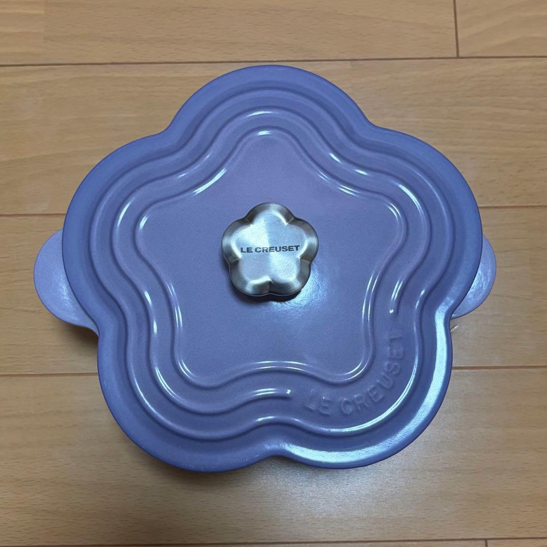 LE CREUSET ココットフルール　ライラックミスト