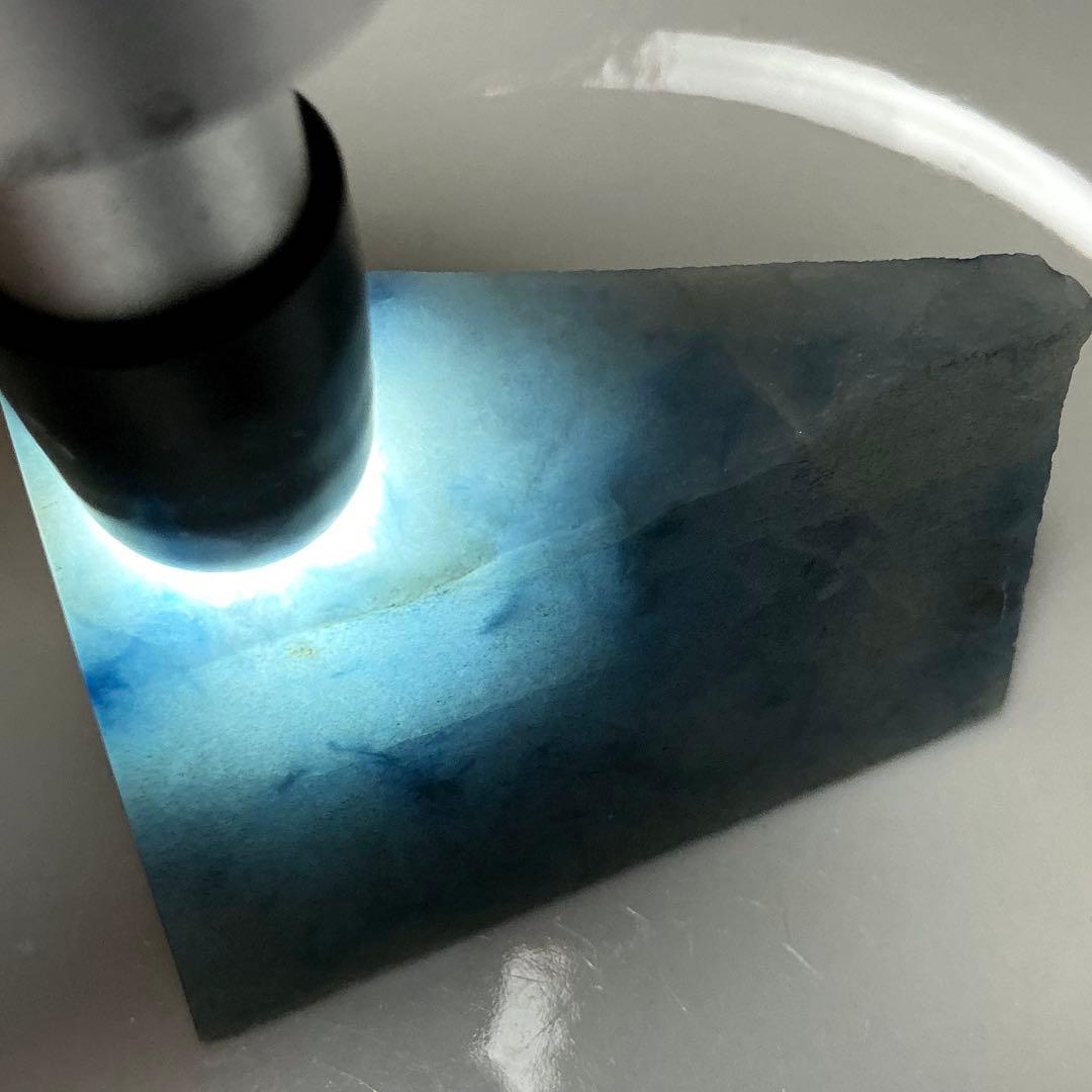 コン沢翡翠　マニア向け究極のカット原石（135）