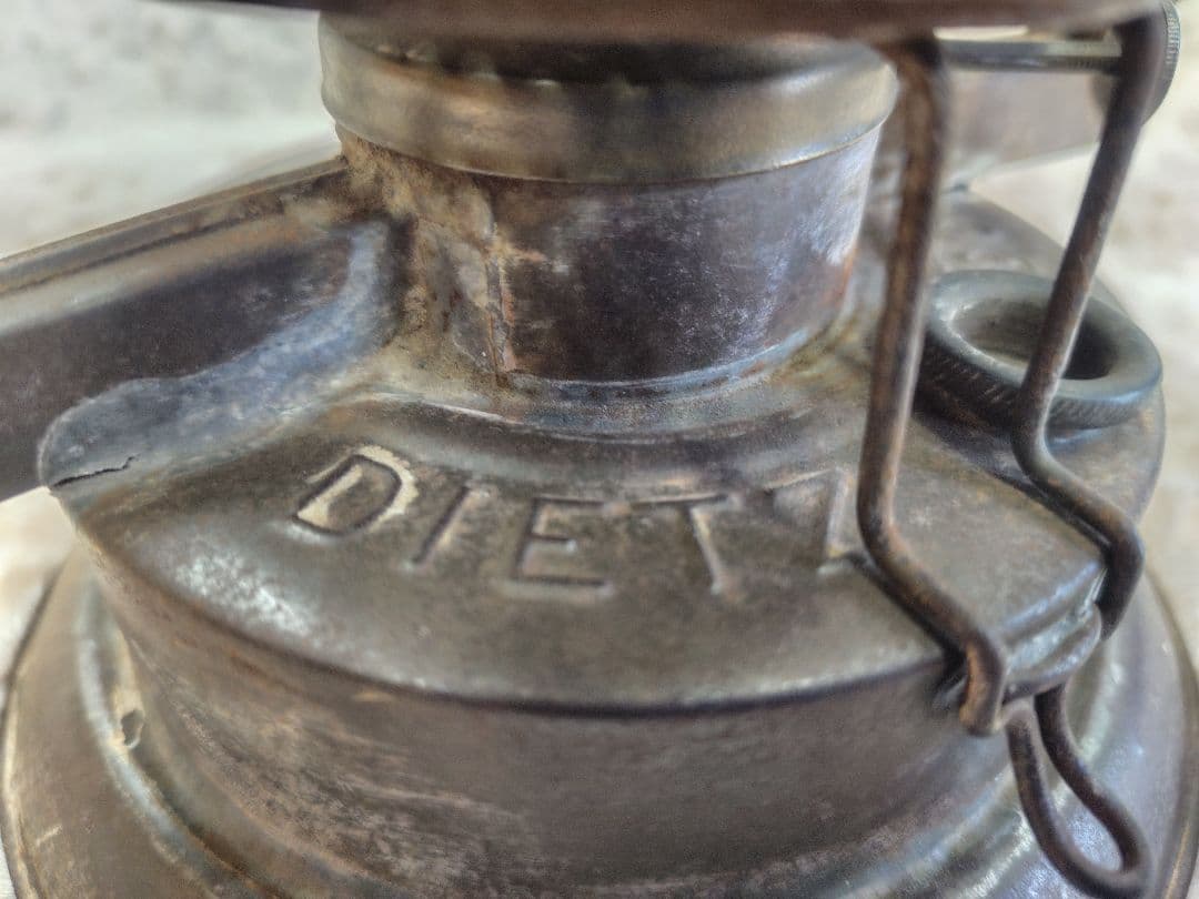 デイツランタン Dietz アンティーク ヴィンテージ 赤グローブ