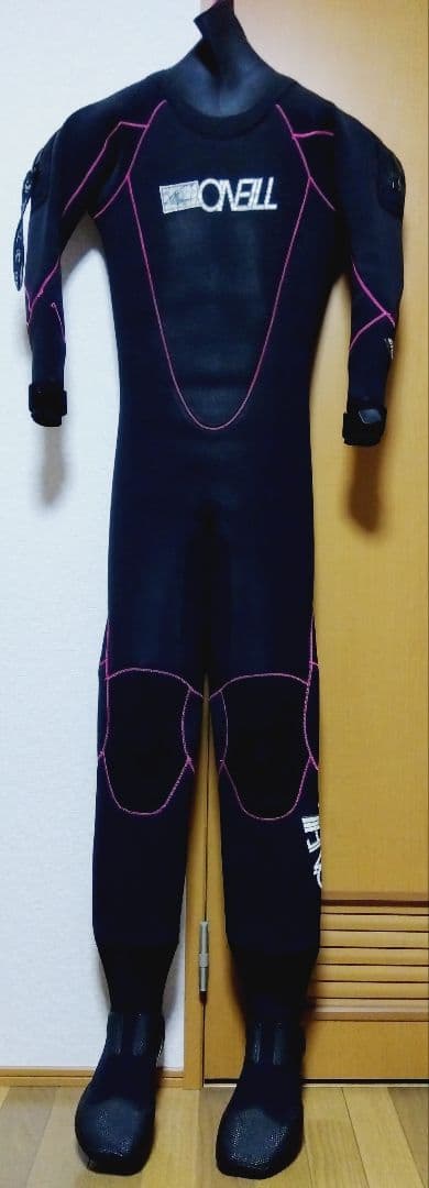 O'Neill 《オニール》ドライスーツ（中古）メンズ ML相当