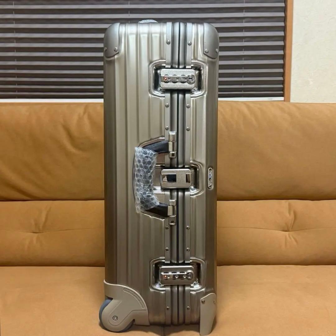 奇跡の新品未使用　リモワ　トパーズ　限定　プレミアム　63L