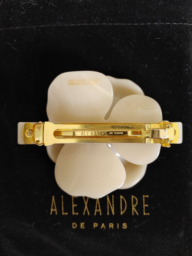 ALEXANDRE DE PARIS ベージュ　カメリアバレッタ