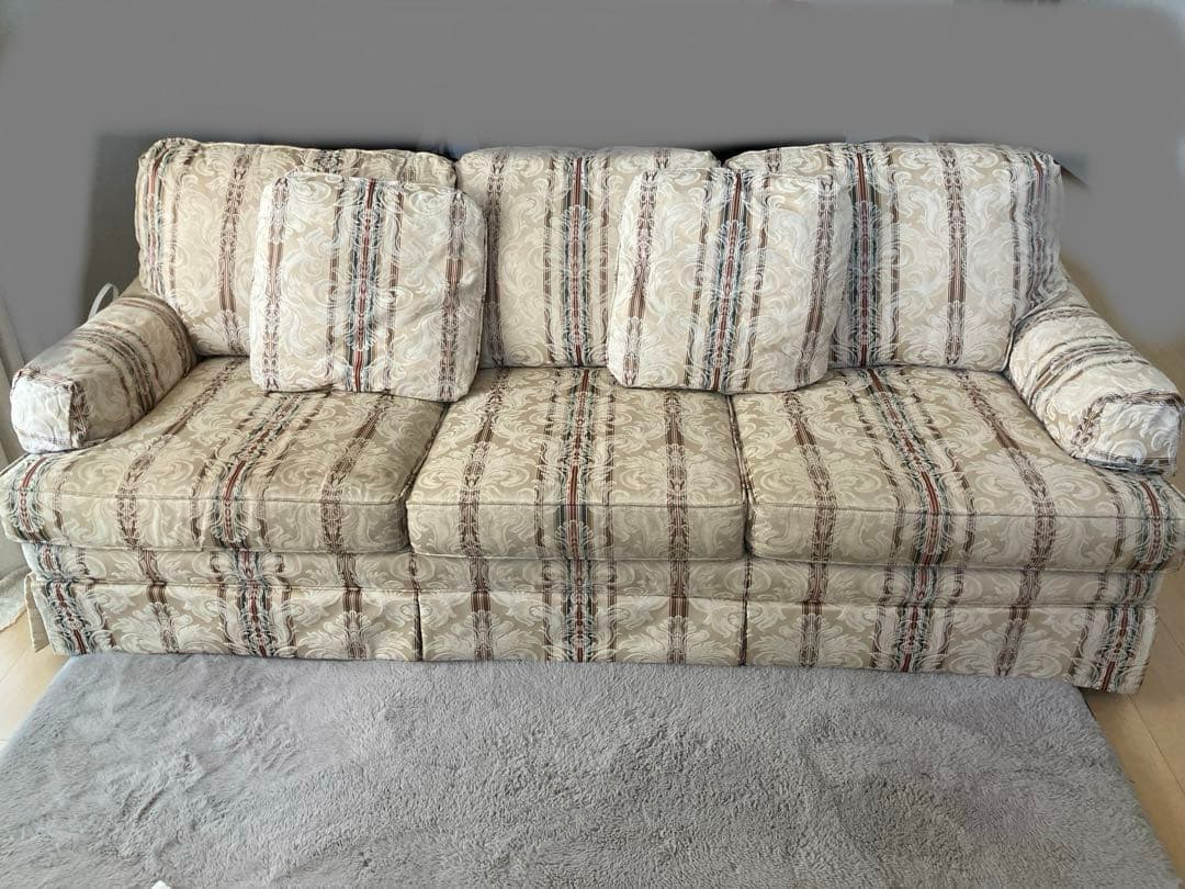 トーマスビル　3人掛けソファ