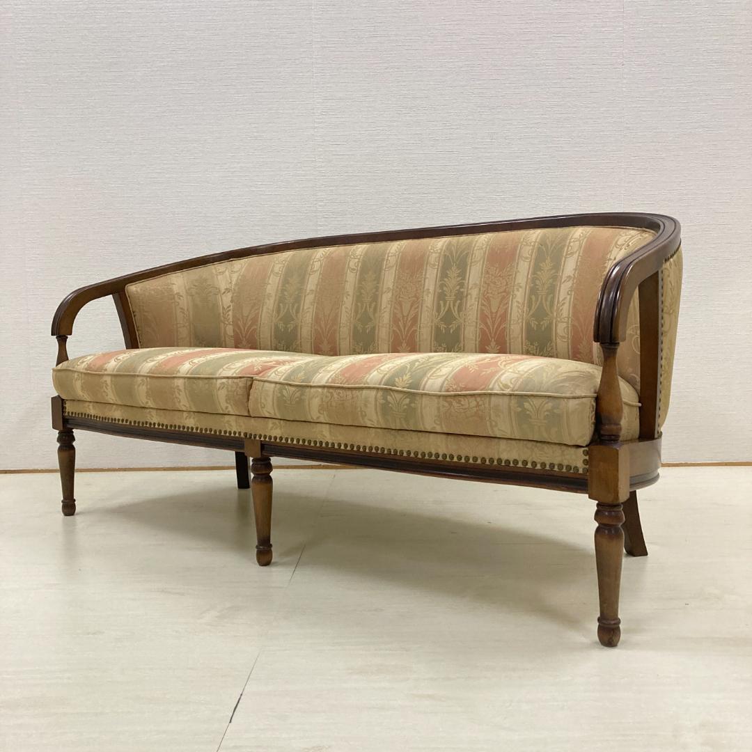 【マルニ】ケントコート KENT COURT　２人掛けソファ　鋲打ち　クラシック