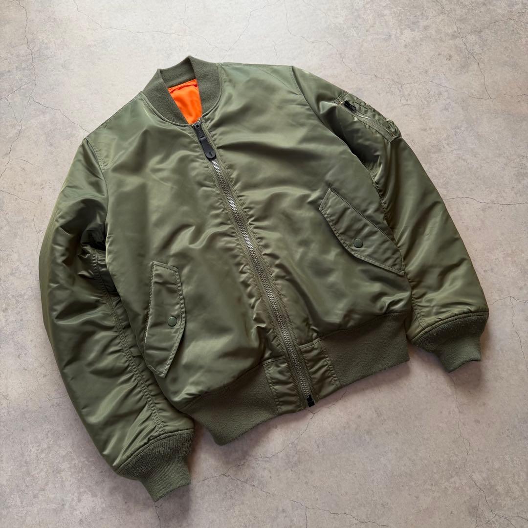 ALPHA INDUSTRIES MA-1 リバーシブル カーキ