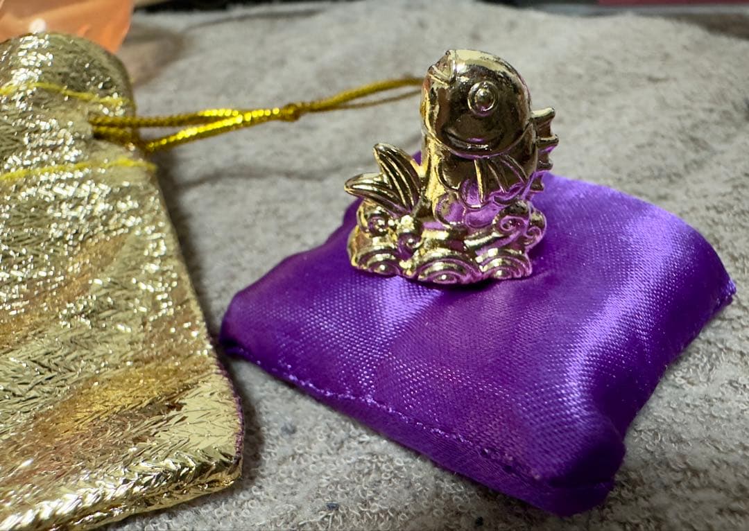 開運の置物 めでたい、めで鯛 24金メッキ