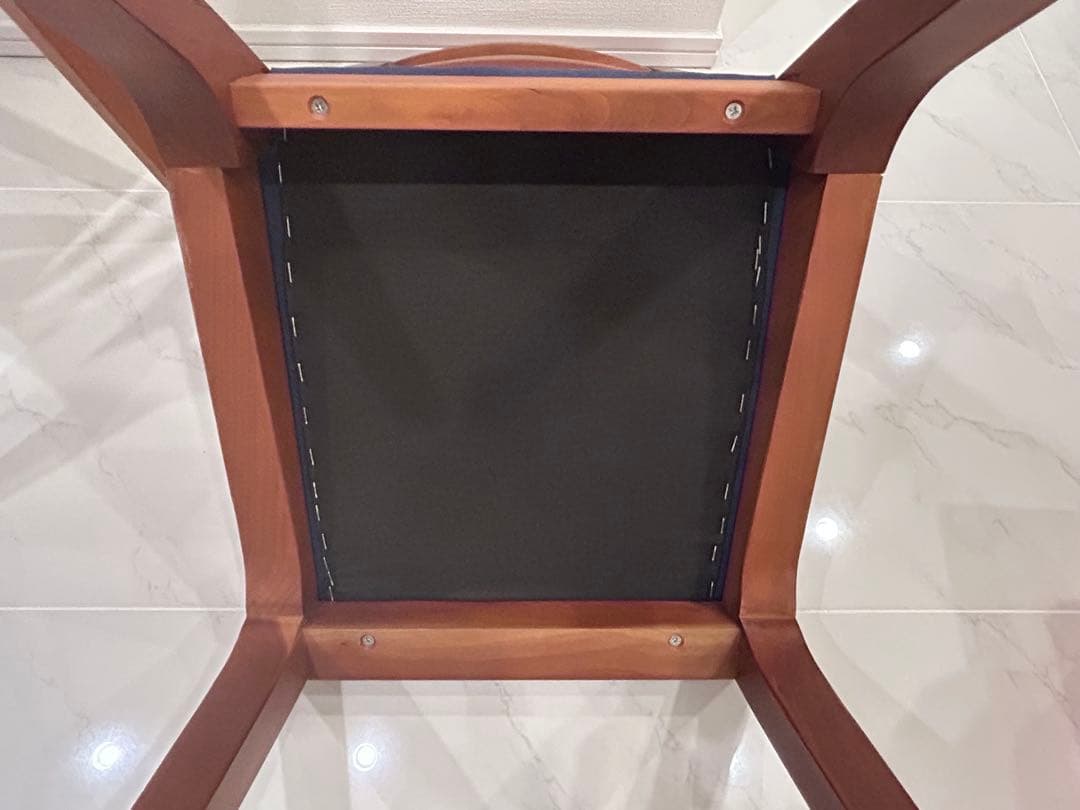 ポラダ　ダイニングチェア