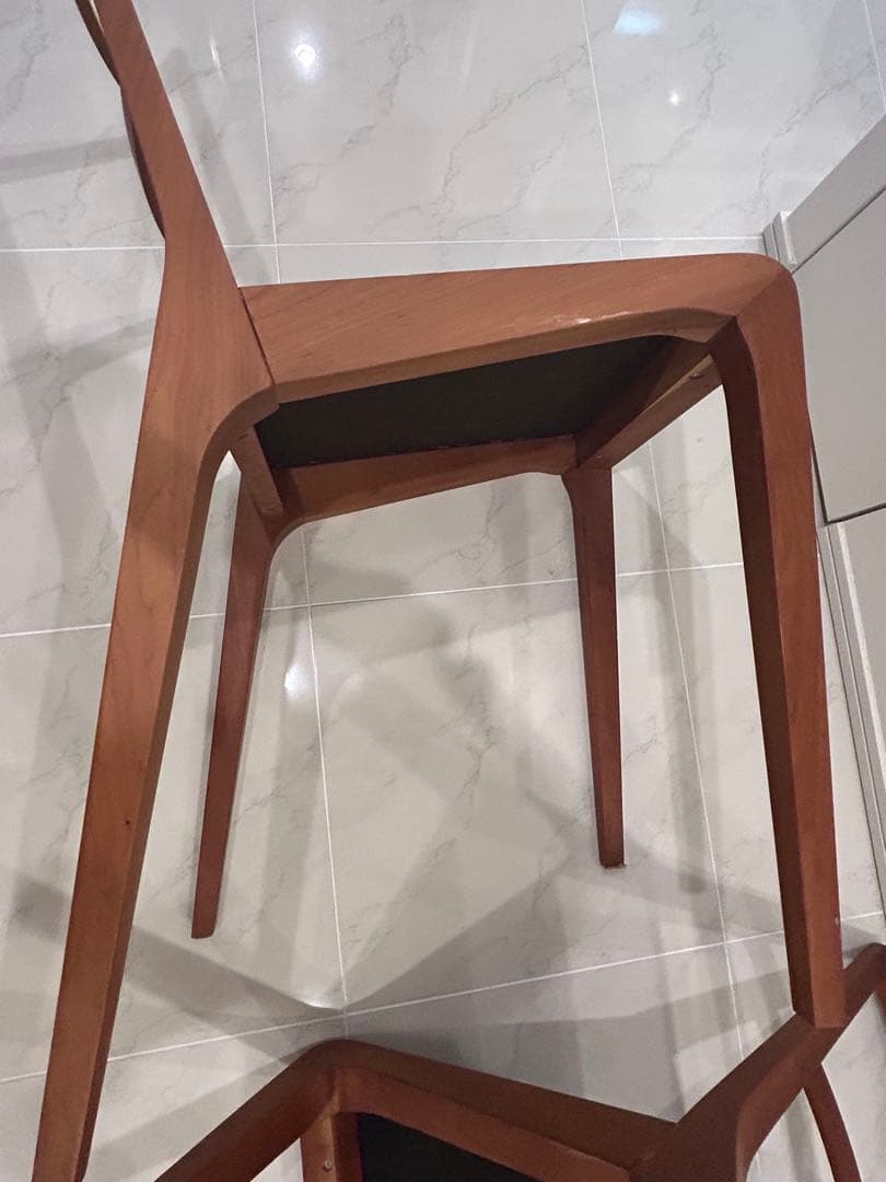 ポラダ　ダイニングチェア