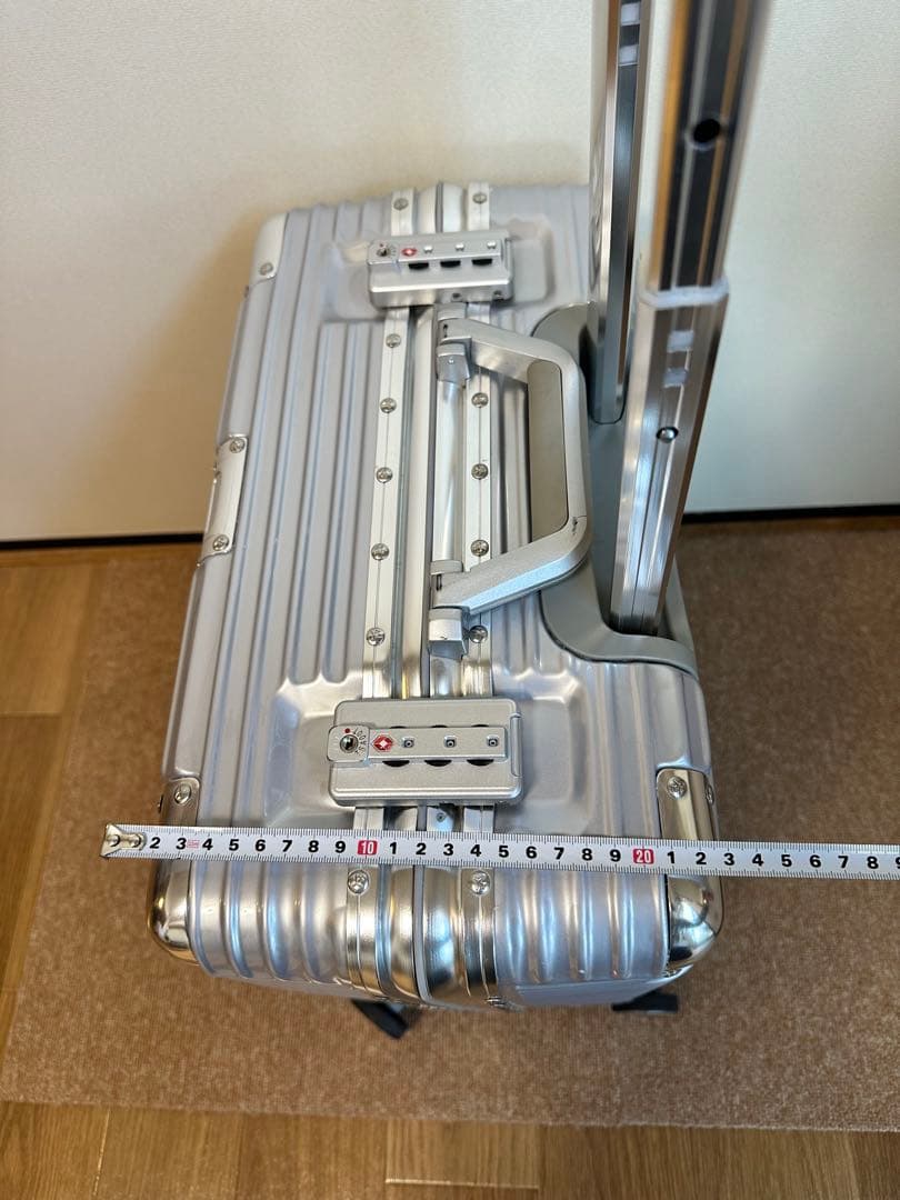 今週末限定 TSAロック付 シルバー キャリーケース 美品