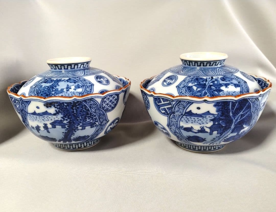 叶 松谷窯　祥瑞意蓋物　　2個