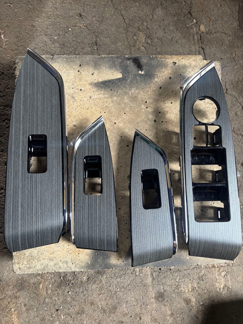 ね*こ様 CX-5 KF用　純正エクスクルージブモード　ウィンドウパネル