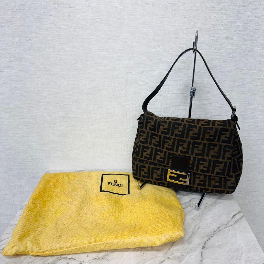 ✨FENDI✨フェンディ✨ズッカ柄✨シルバー金具✨ブラウン✨ハンドバッグ✨