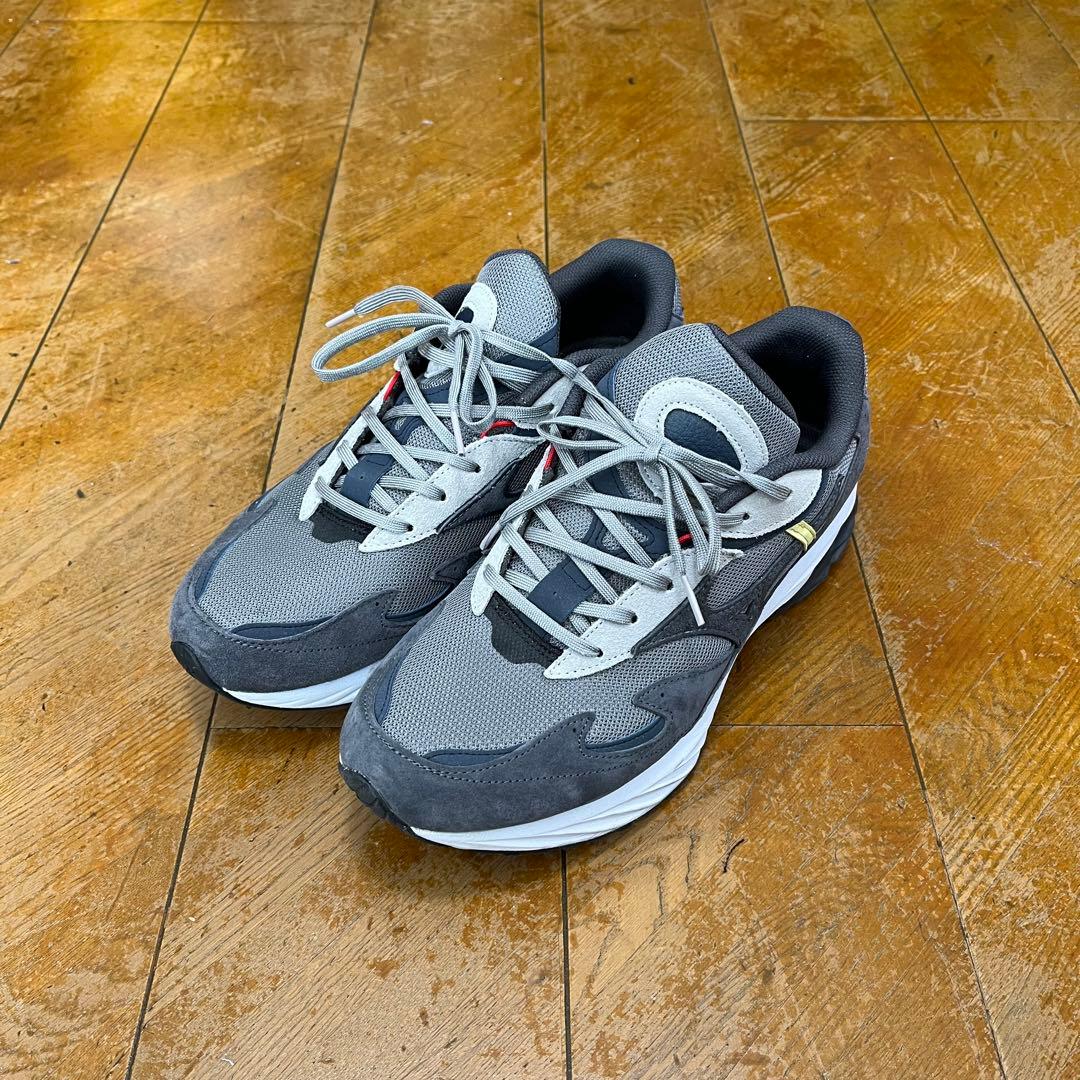 Graphpaper × MIZUNO WAVE RIDER β 28cm