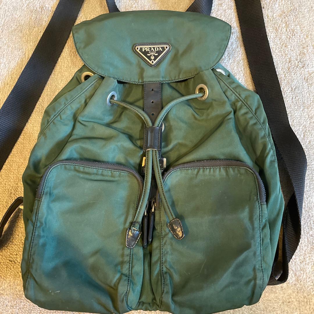 PRADA グリーン バックパック