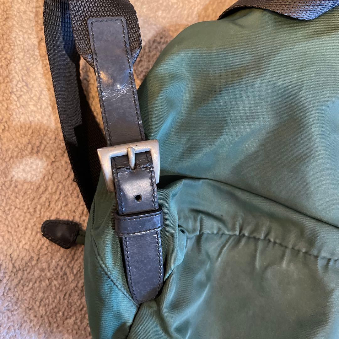 PRADA グリーン バックパック