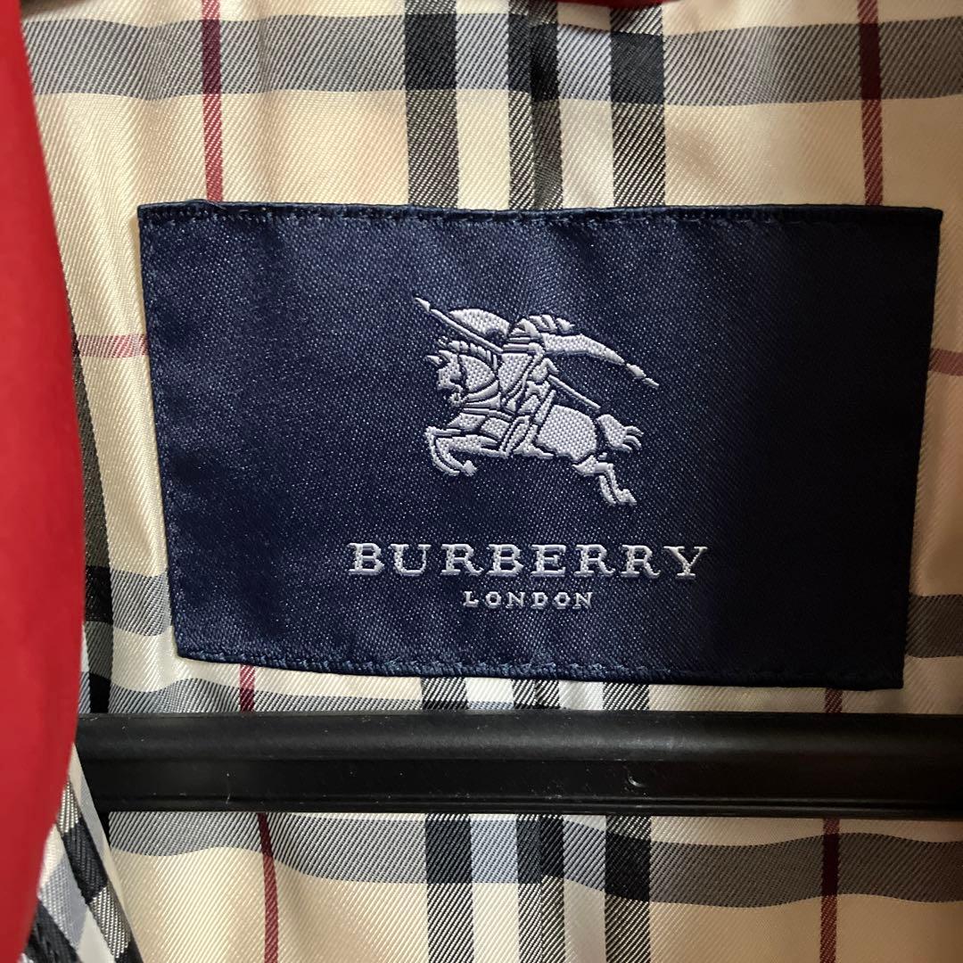 【値引き】Burberry　ダウンジャケット レッド ノヴァチェック ９号
