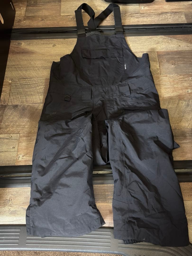 ゴアテックス　スノーボードウェア メンズ　ビブパン　241 XL