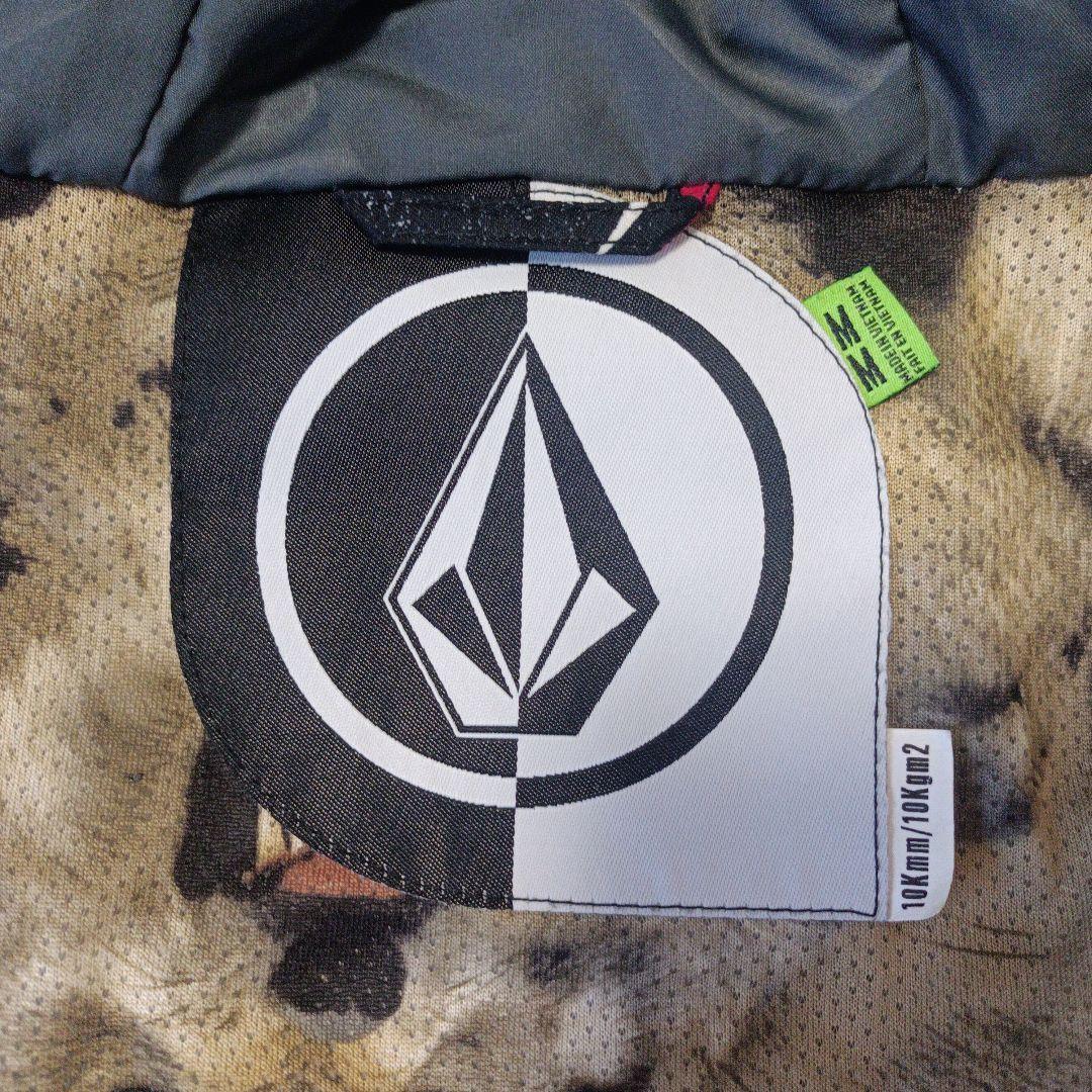 【美品】VOLCOM スノボーウェア ジャケット　M