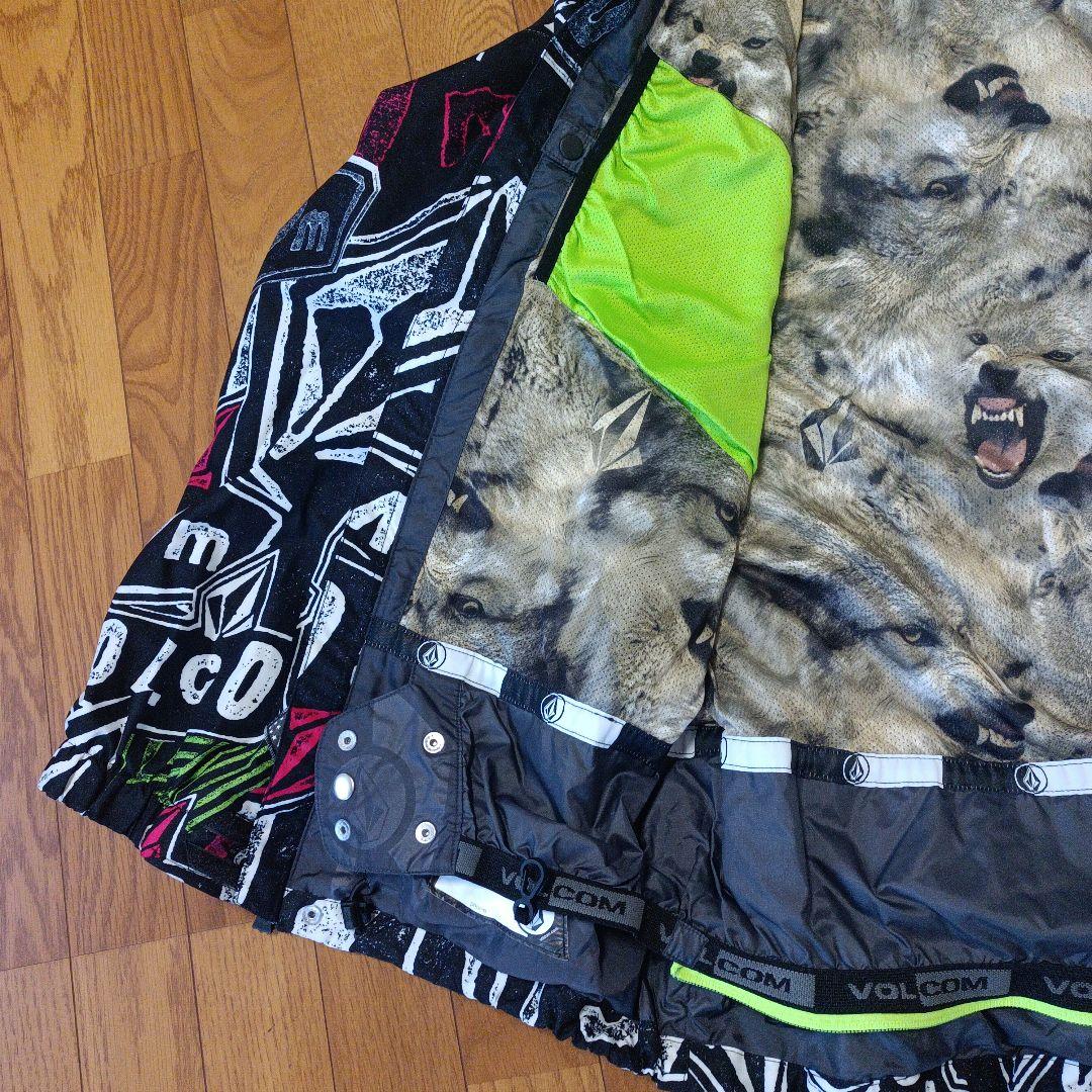 【美品】VOLCOM スノボーウェア ジャケット　M
