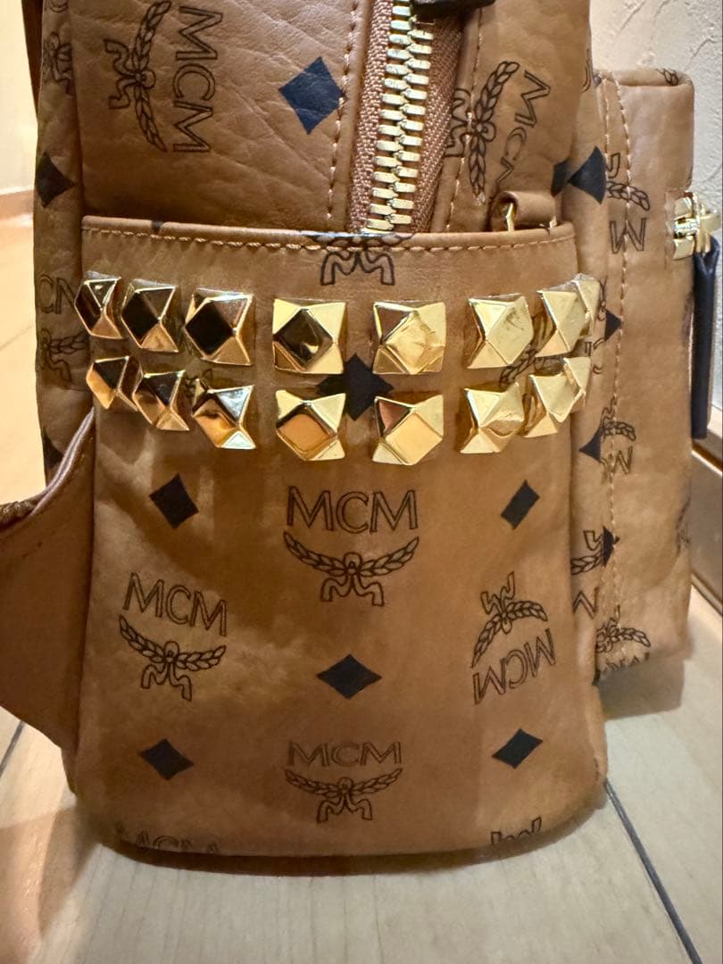 MCM Starkサイドスタッズ　リュック　バックパック　Ｓサイズ
