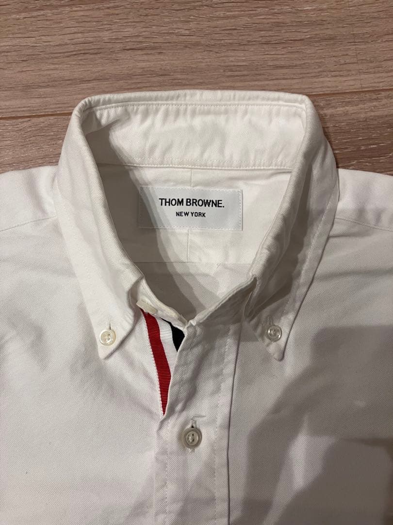 THOM BROWNE トリコロール ボタンダウンシャツ