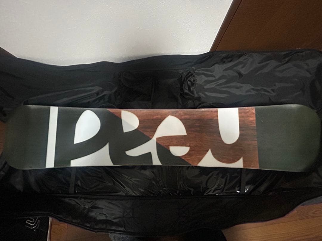 スノーボードセット（ブーツ・バインディング、ボードケース付き）