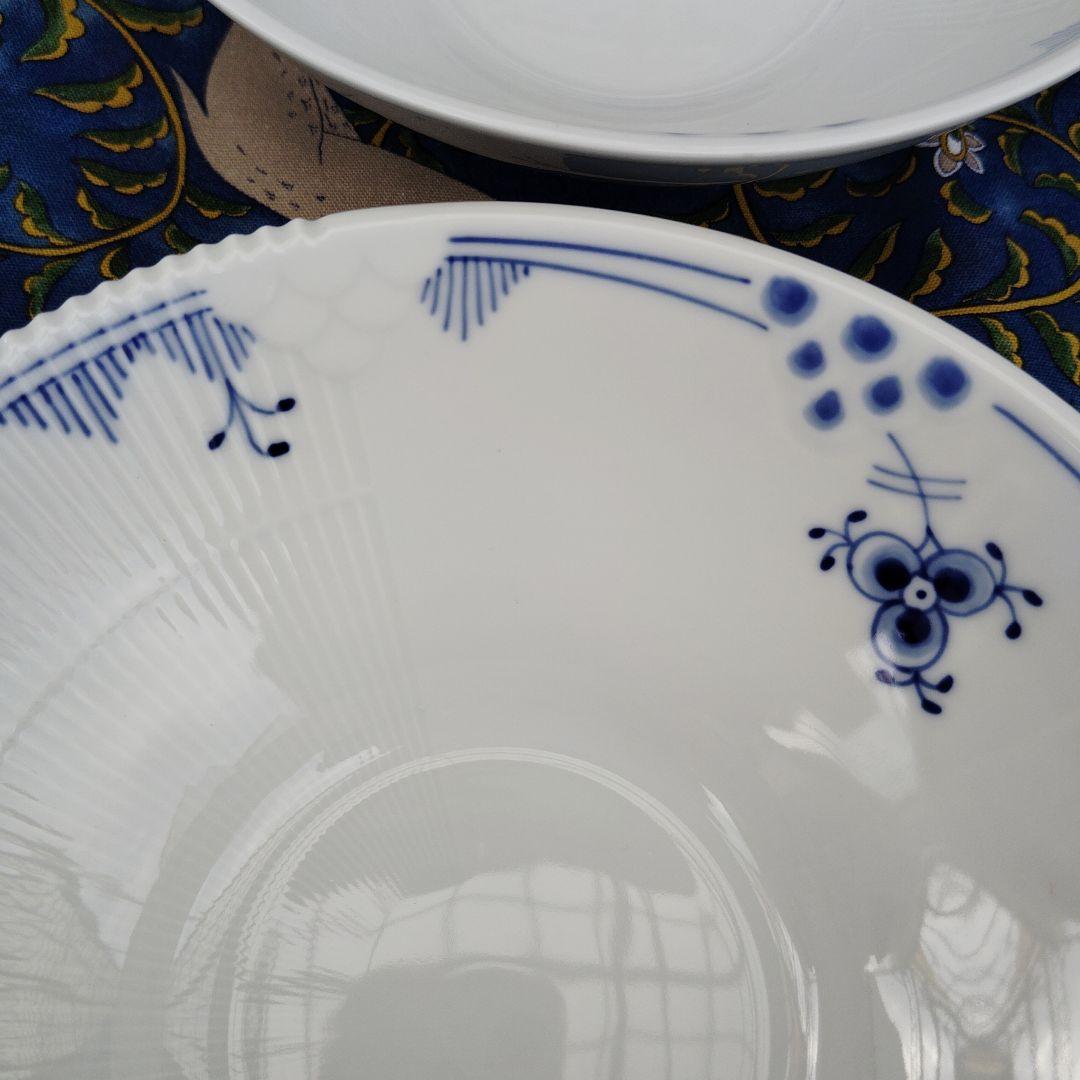 ロイヤルコペンハーゲン　プレート2枚、サラダボール2客